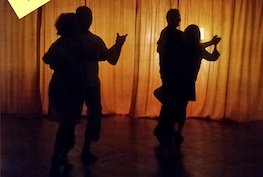 Tango Argentino u paru, poluprivatni (min. 4 osobe) – termini po dogovoru / Semi-private in couples.